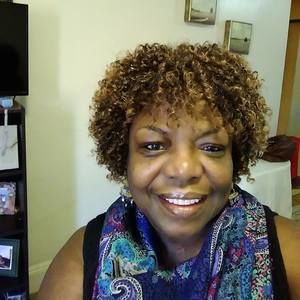 Meet your Posher, Vivian